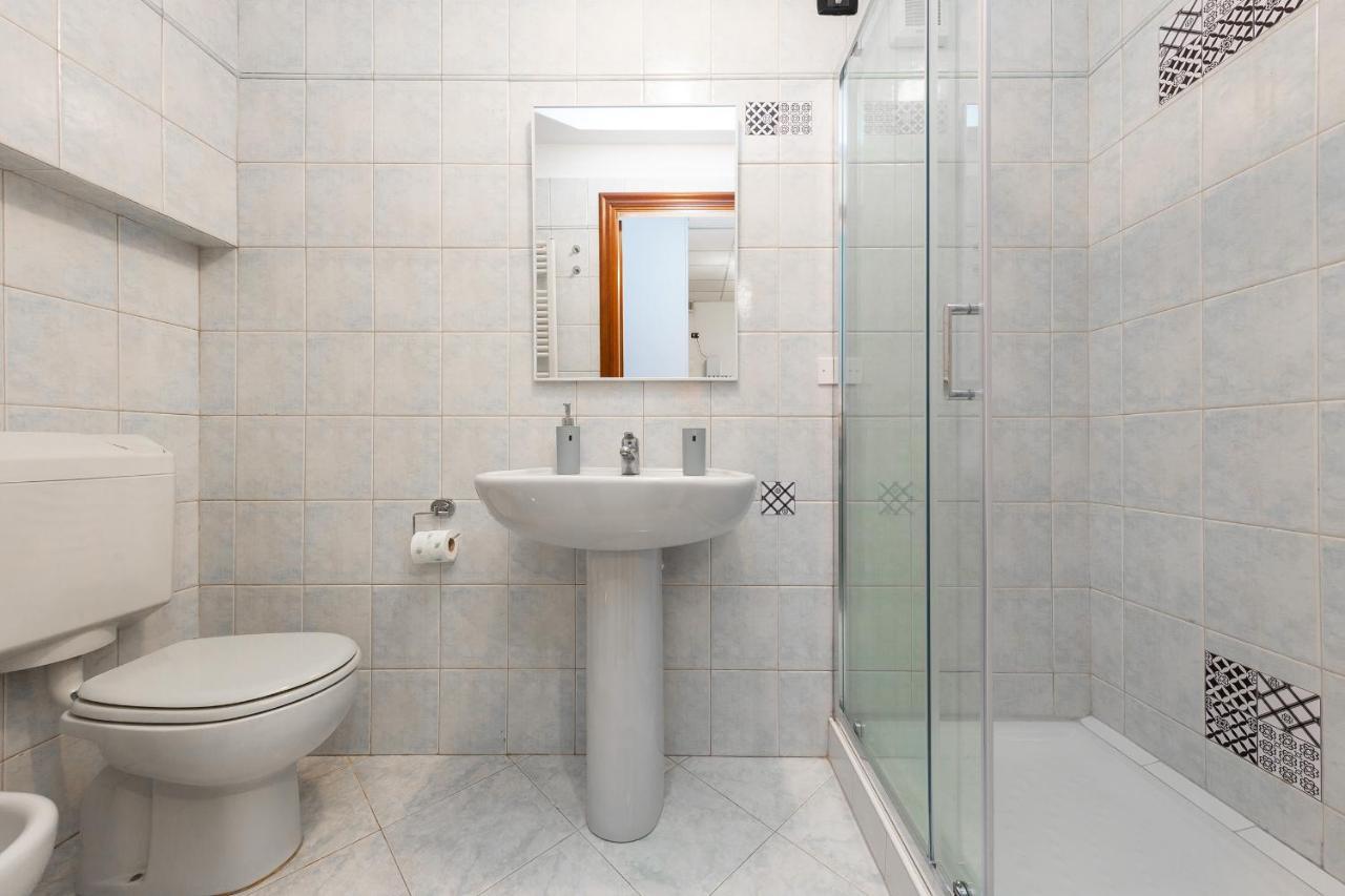 La Gioiosa - Top Location - Modern Apartment Near Metro Bengasi Torino Eksteriør bilde