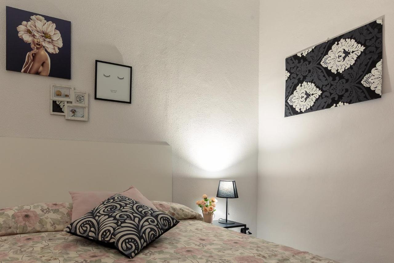 La Gioiosa - Top Location - Modern Apartment Near Metro Bengasi Torino Eksteriør bilde